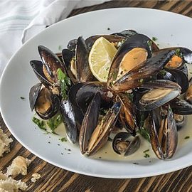 Miesmuscheln in Weißwein-Sud | Rezept | Handelshof