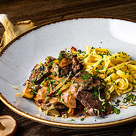 Hirsch-Waldpilz-Geschnetzeltes | Handelshof