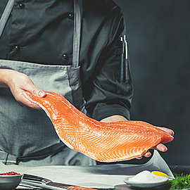 Lachs in der Küche | Handelshof