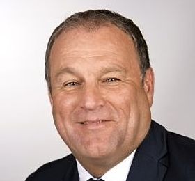 Geschäftsleitung Herr Simons