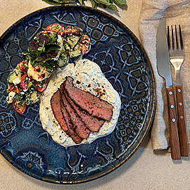 Gegrilltes Flanksteak & gegrilltes Halloumi | Rezept | Handelshof