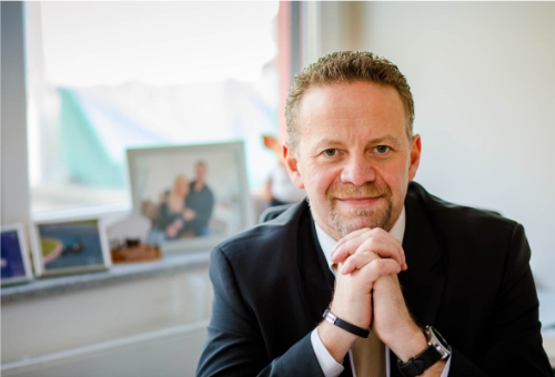 Dirk Nennen Dirk Nennen