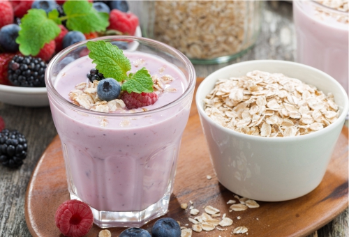 Beerensmoothie mit Haferflocken Beerensmoothie mit Haferflocken