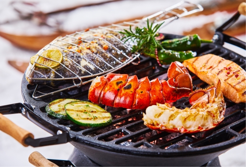 Fisch und Meeresfrüchte auf dem Grill Fisch und Meeresfrüchte auf dem Grill