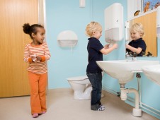 TORK Hygienebox im Einsatz TORK Hygienebox im Einsatz