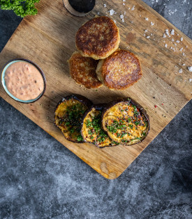 GRÜNKERN-BLUMENKOHL-FALAFEL