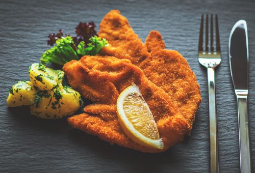 Wiener Schnitzel mit Besteck