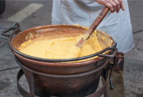 Zubereitung von Polenta