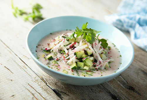 Radieschensuppe aus Bowl